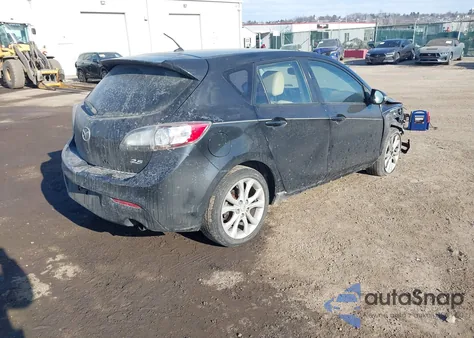 2010 Mazda Mazda3 S Grand Touring z USA, uszkodzony, nr VIN JM1BL1H53A1132929